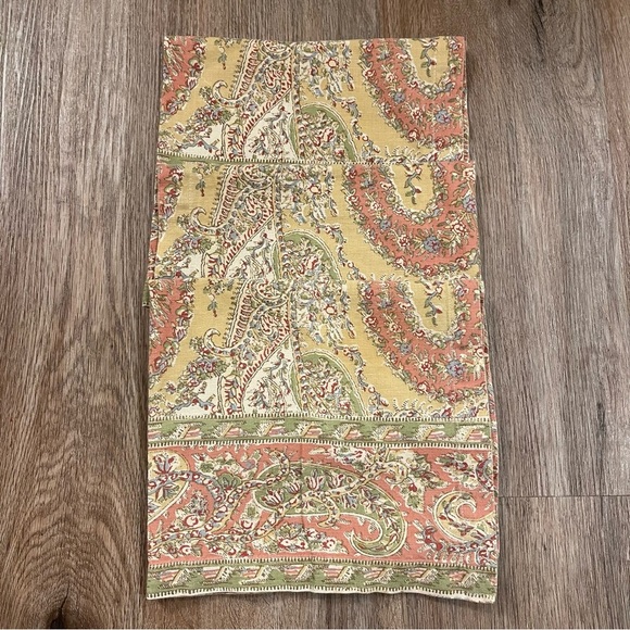 Pottery Barn 19x18 Paisley Placemats Set Of 3 Beige Sage Coral Cotton Linen - Picture 1 of 7